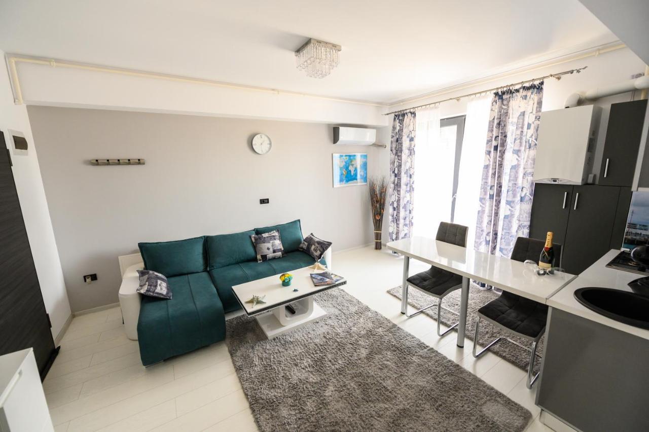 The Captain'S Home - Mamaia Nord Navodari Bagian luar foto
